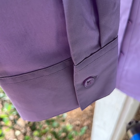 💜Button down 💜 - Picture 5 of 5